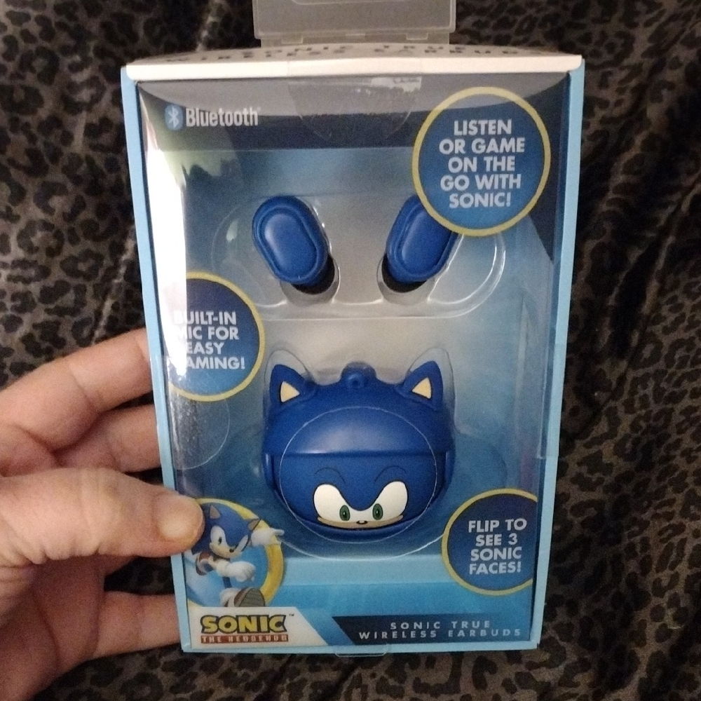 Sonic the Hedgehog Wireless Earbuds